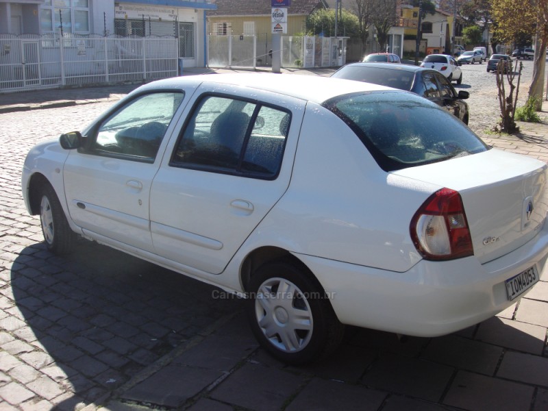 CLIO 1.6 PRIVILÉGE 16V FLEX 4P MANUAL - 2008 - CAXIAS DO SUL