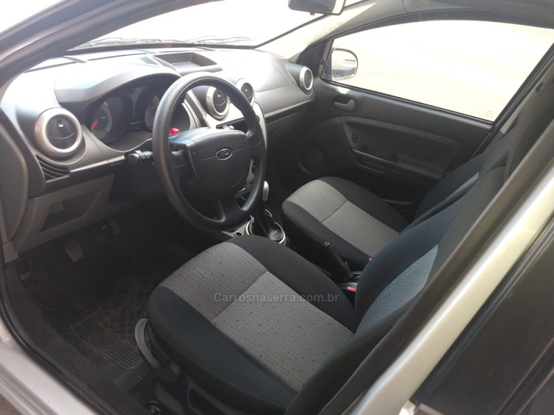 FIESTA 1.6 MPI SEDAN 8V FLEX 4P MANUAL - 2011 - CAXIAS DO SUL