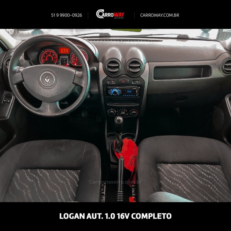 LOGAN 1.0 AUTHENTIQUE 16V FLEX 4P MANUAL - 2012 - FELIZ