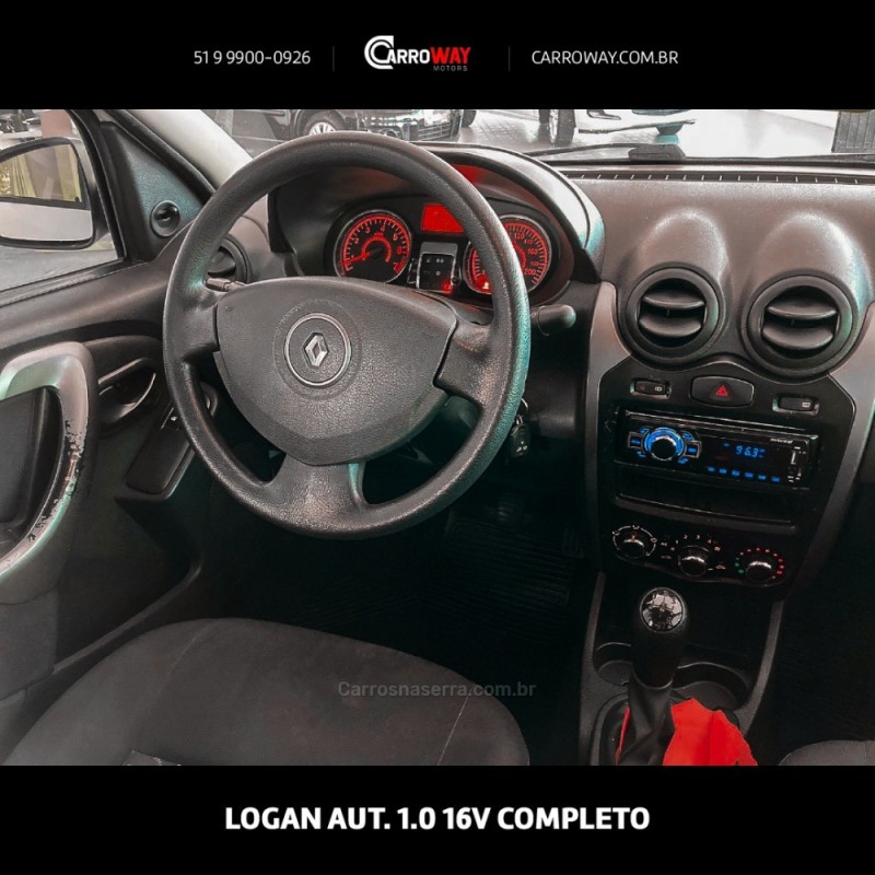 LOGAN 1.0 AUTHENTIQUE 16V FLEX 4P MANUAL - 2012 - FELIZ