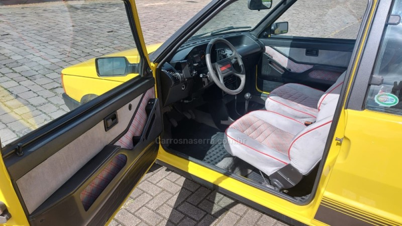 UNO 1.6 R 8V GASOLINA 2P MANUAL - 1990 - CAXIAS DO SUL