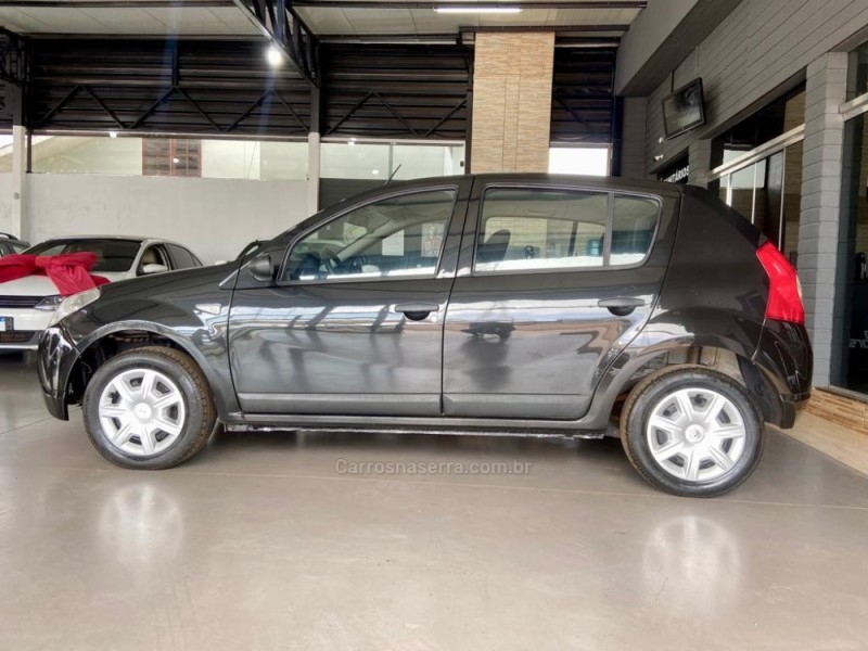 SANDERO 1.6 EXPRESSION 16V FLEX 4P MANUAL - 2009 - GIRUá