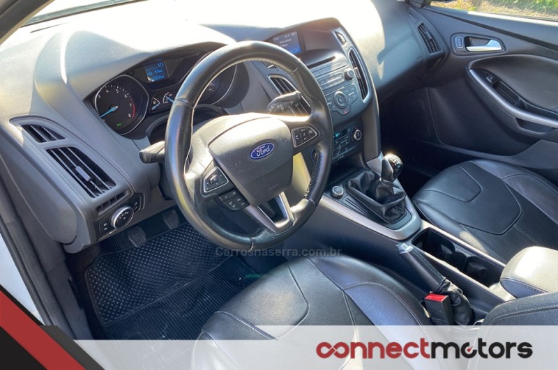 FOCUS 1.6 SE PLUS 16V FLEX 4P MANUAL - 2016 - BENTO GONçALVES