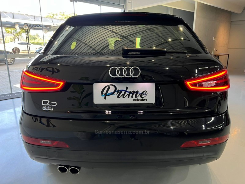 Q3 2.0 TFSI AMBIENTE QUATTRO 4P GASOLINA S TRONIC - 2013 - ESTâNCIA VELHA