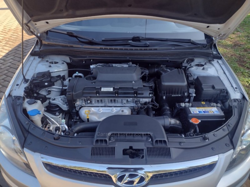 I30 2.0 MPI 16V GASOLINA 4P MANUAL - 2011 - CANELA