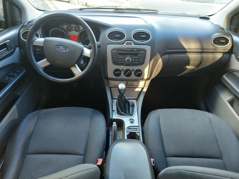 FOCUS 1.6 8V FLEX 4P MANUAL - 2011 - CAXIAS DO SUL