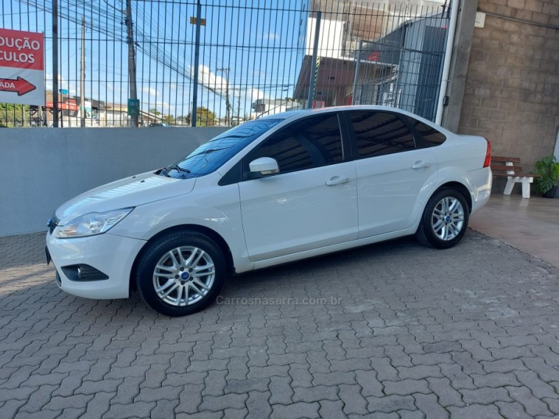 FOCUS 1.6 8V FLEX 4P MANUAL - 2011 - CAXIAS DO SUL