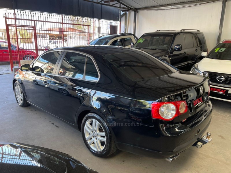 JETTA 2.5 I 20V 150CV GASOLINA 4P TIPTRONIC - 2007 - CAXIAS DO SUL