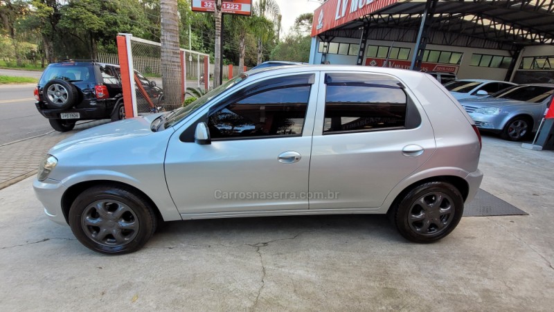 CELTA 1.0 MPFI LT 8V FLEX 4P MANUAL - 2013 - CAXIAS DO SUL