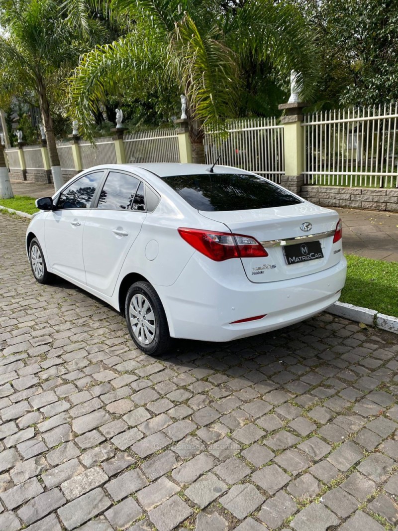 HB20S 1.6 COMFORT PLUS 16V FLEX 4P MANUAL - 2015 - CANELA