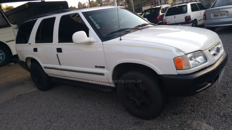 BLAZER 2.2 EFI STD 4X2 8V GASOLINA 4P MANUAL - 1998 - CAXIAS DO SUL