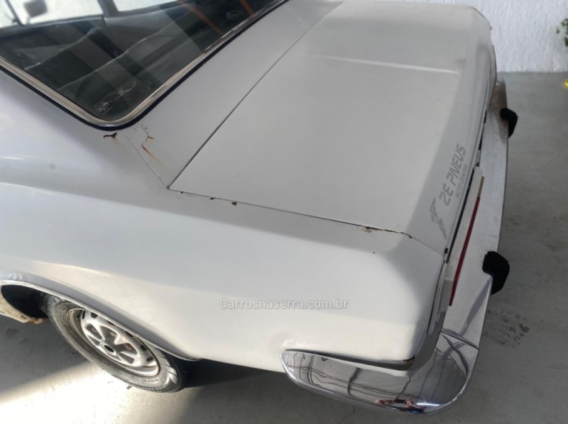 CORCEL 1.4 8V GASOLINA 2P MANUAL - 1977 - BOM PRINCíPIO