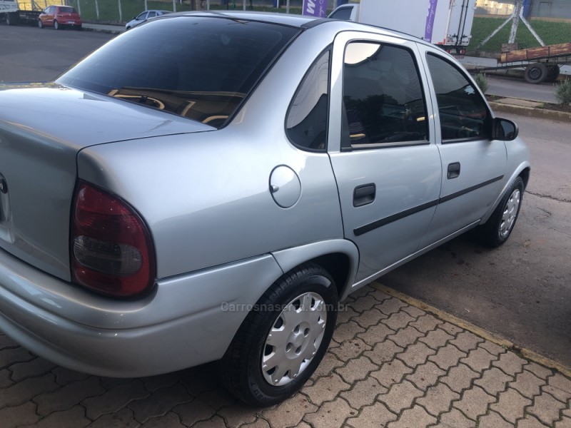 CLASSIC 1.0 MPFI SPIRIT 8V GASOLINA 4P MANUAL - 2008 - VALE REAL