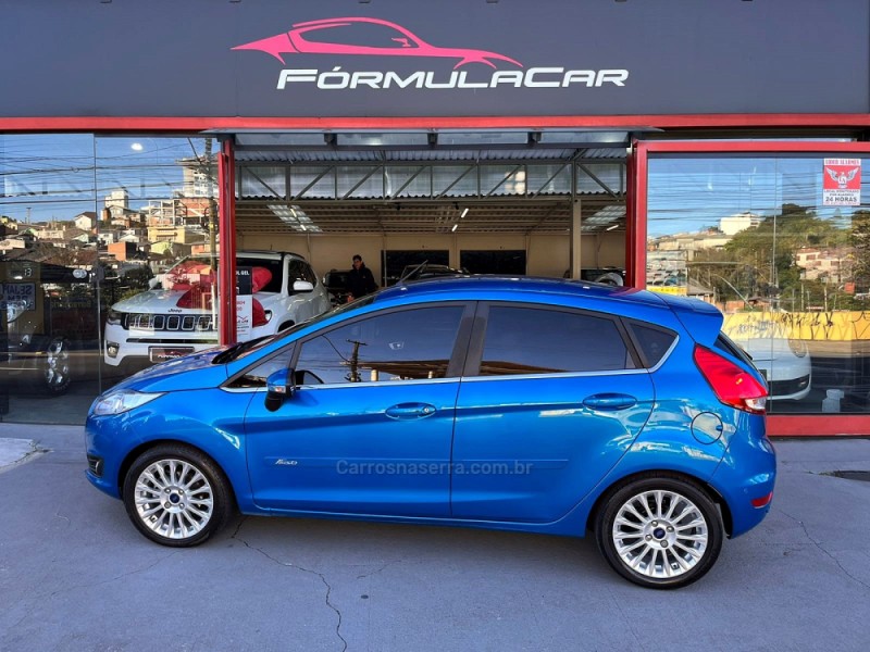 FIESTA 1.6 TITANIUM HATCH 16V FLEX 4P AUTOMÁTICO - 2016 - CAXIAS DO SUL