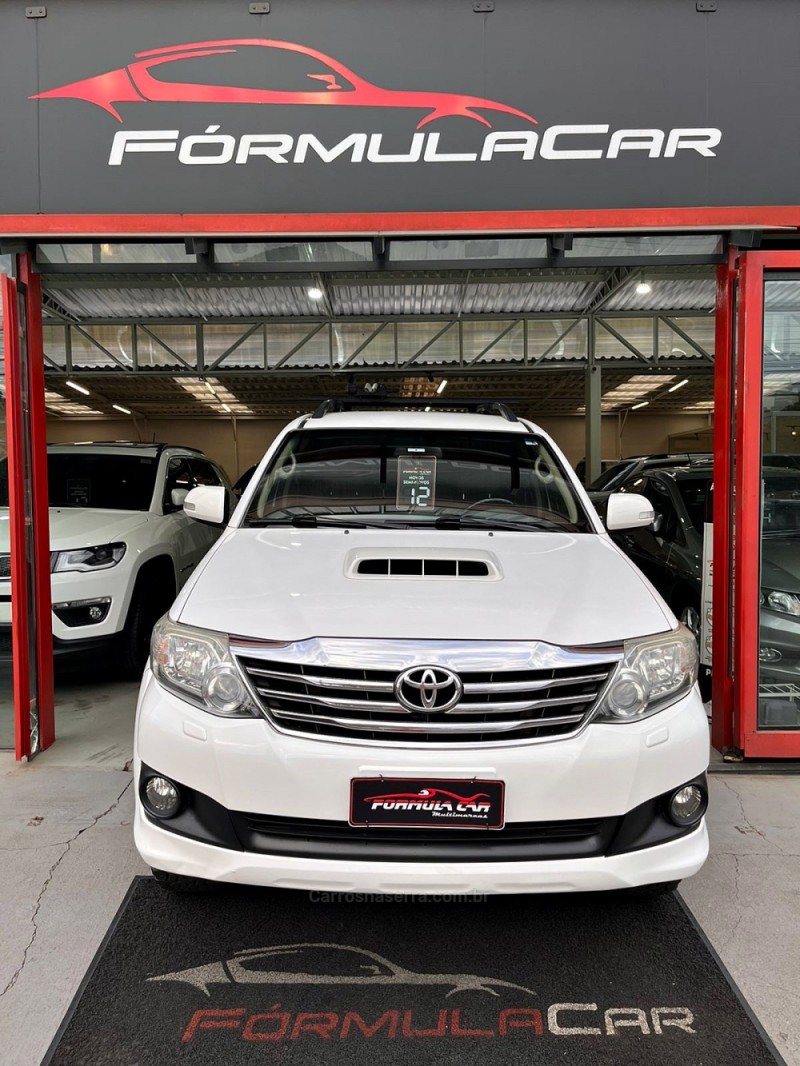 HILUX SW4 3.0 SRV 4X4 16V TURBO INTERCOOLER DIESEL 4P AUTOMÁTICO - 2012 - CAXIAS DO SUL
