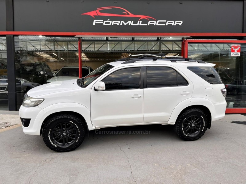 HILUX SW4 3.0 SRV 4X4 16V TURBO INTERCOOLER DIESEL 4P AUTOMÁTICO - 2012 - CAXIAS DO SUL