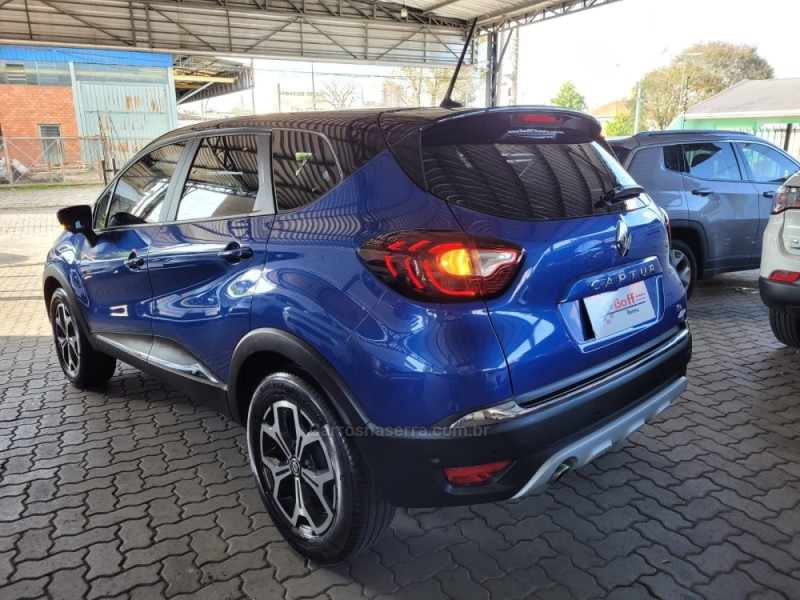 CAPTUR 1.3 ICONIC 16V TURBO FLEX 4P AUTOMÁTICO - 2022 - CAXIAS DO SUL