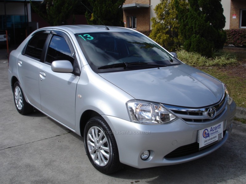 ETIOS 1.5 XLS SEDAN 16V FLEX 4P MANUAL - 2013 - CAXIAS DO SUL