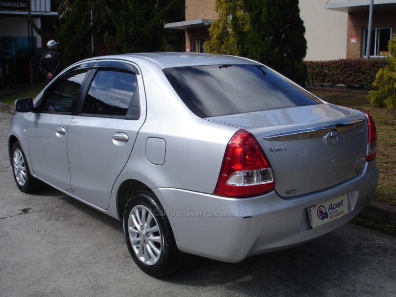 ETIOS 1.5 XLS SEDAN 16V FLEX 4P MANUAL - 2013 - CAXIAS DO SUL