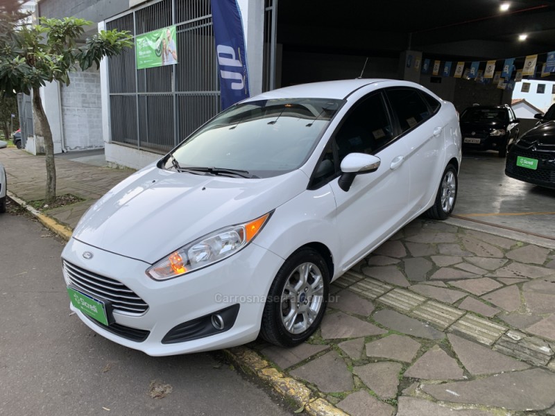 FIESTA 1.6 SE PLUS SEDAN 16V FLEX 4P AUTOMÁTICO - 2014 - BENTO GONçALVES