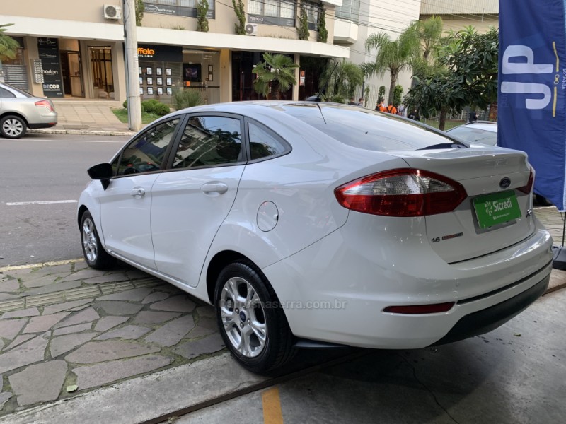 FIESTA 1.6 SE PLUS SEDAN 16V FLEX 4P AUTOMÁTICO - 2014 - BENTO GONçALVES
