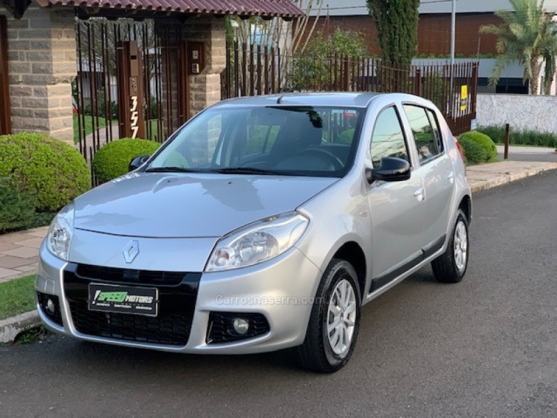 SANDERO 1.0 EXPRESSION 16V FLEX 4P MANUAL