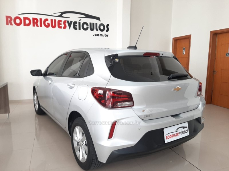 ONIX 1.0  LT 12V FLEX 4P MANUAL - 2020 - CAXIAS DO SUL