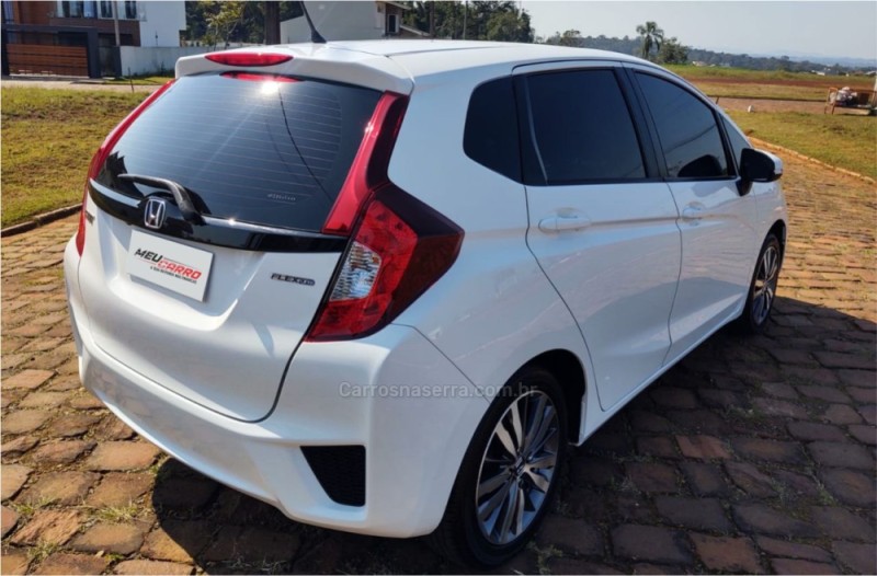 FIT 1.5 EX 16V FLEX 4P AUTOMÁTICO - 2015 - LAJEADO