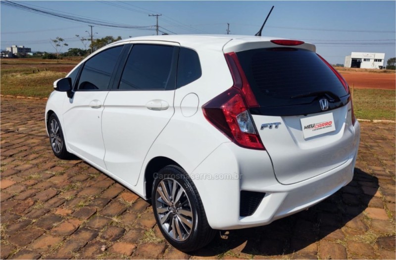 FIT 1.5 EX 16V FLEX 4P AUTOMÁTICO - 2015 - LAJEADO