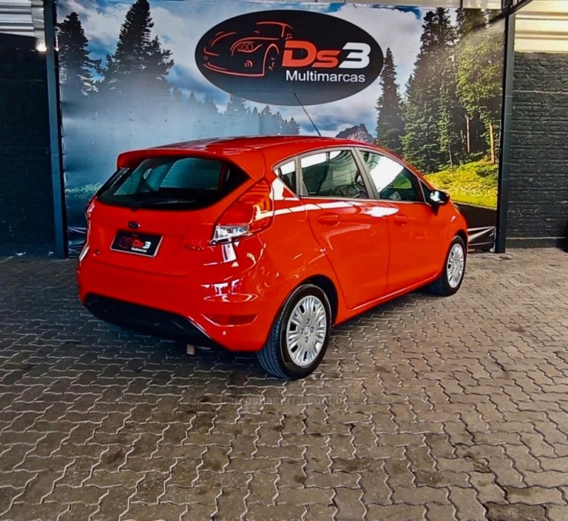 FIESTA 1.6 SE HATCH PLUS 16V FLEX 4P MANUAL - 2018 - CAXIAS DO SUL