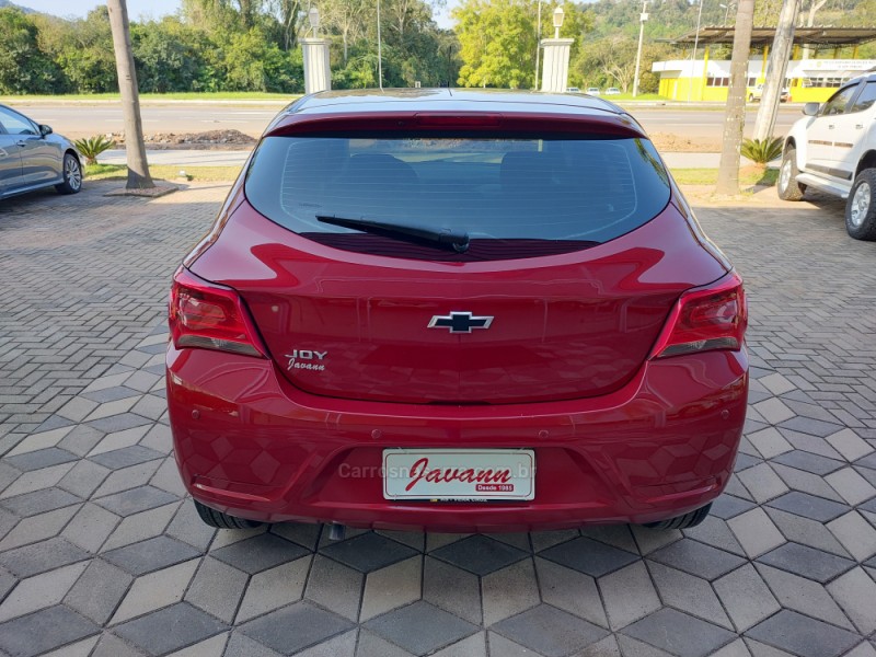 ONIX 1.0 JOY BLACK 8V FLEX 4P MANUAL - 2020 - BOM PRINCíPIO
