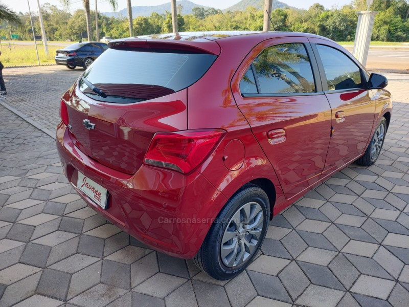 ONIX 1.0 JOY BLACK 8V FLEX 4P MANUAL - 2020 - BOM PRINCíPIO