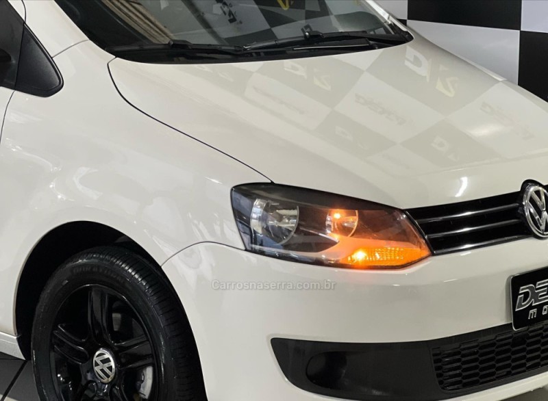 FOX 1.6 MI ITREND 8V FLEX 4P MANUAL - 2013 - NOVO HAMBURGO