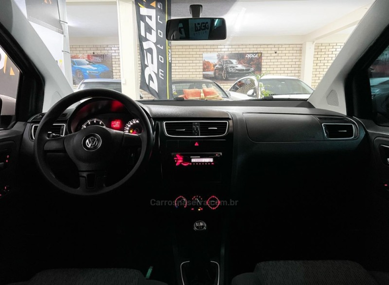 FOX 1.6 MI ITREND 8V FLEX 4P MANUAL - 2013 - NOVO HAMBURGO