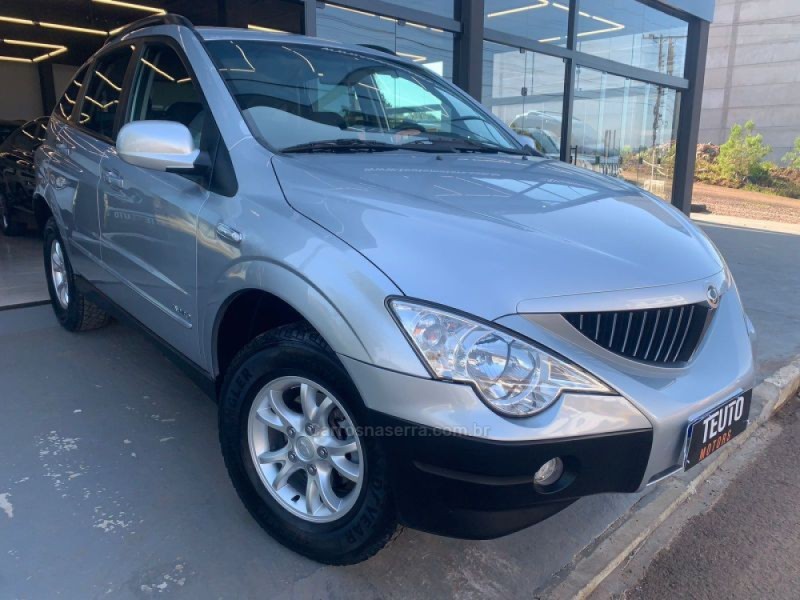 ACTYON 2.3 GLX 4X2 16V 150CV GASOLINA 4P AUTOMÁTICO - 2010 - TEUTôNIA