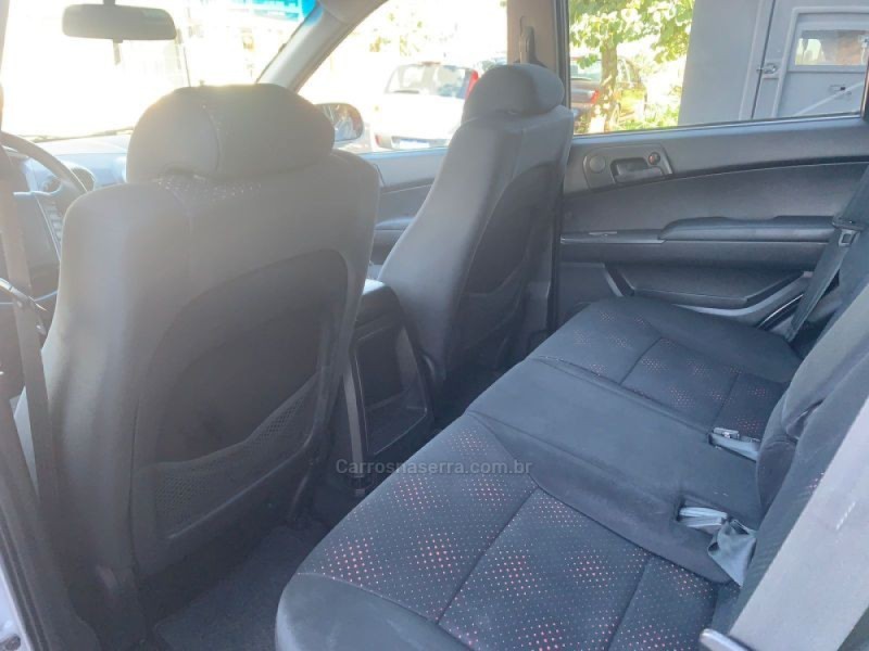 ACTYON 2.3 GLX 4X2 16V 150CV GASOLINA 4P AUTOMÁTICO - 2010 - TEUTôNIA