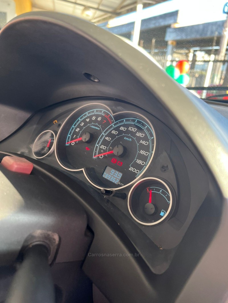 CELTA 1.0 MPFI ADVANTAGE 8V FLEX 4P MANUAL - 2014 - SãO LEOPOLDO