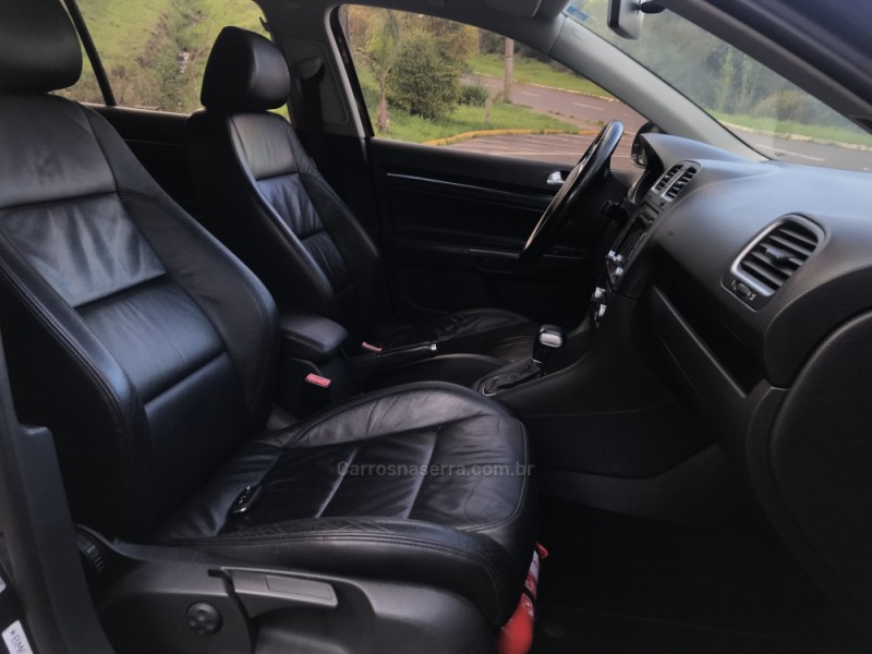 JETTA 2.5 I VARIANT 20V 170CV GASOLINA 4P TIPTRONIC - 2011 - CAXIAS DO SUL