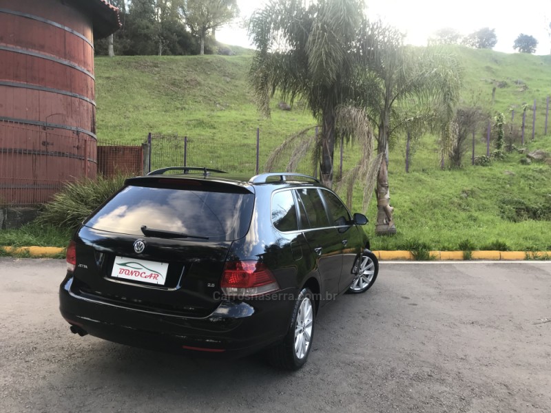 JETTA 2.5 I VARIANT 20V 170CV GASOLINA 4P TIPTRONIC - 2011 - CAXIAS DO SUL