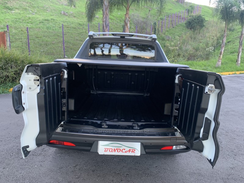 TORO 2.0 16V TURBO DIESEL VOLCANO 4WD AUTOMÁTICO - 2017 - CAXIAS DO SUL