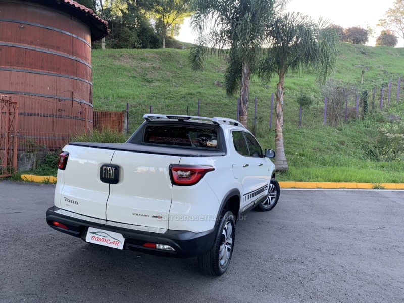 TORO 2.0 16V TURBO DIESEL VOLCANO 4WD AUTOMÁTICO - 2017 - CAXIAS DO SUL