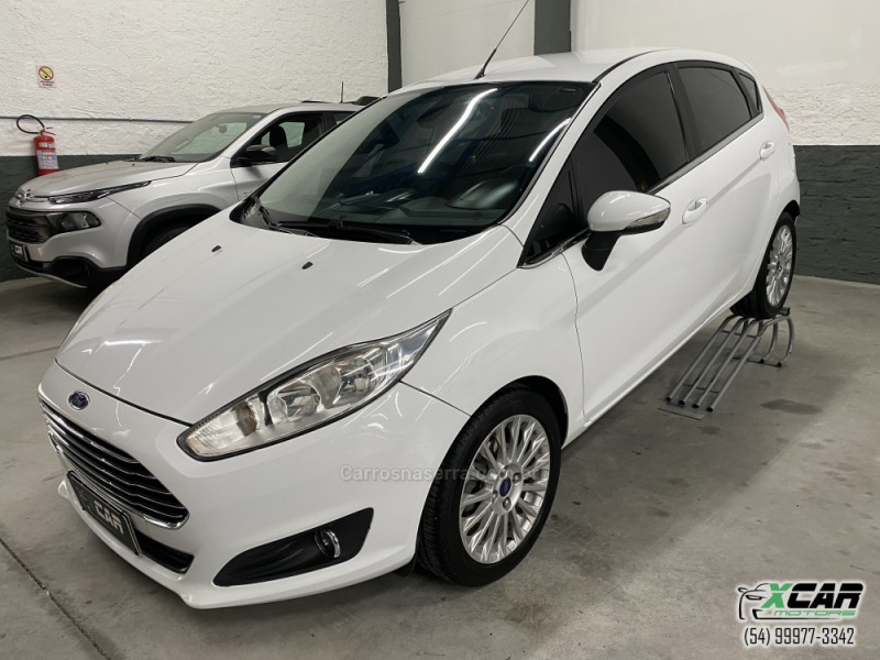 FIESTA 1.6 TITANIUM HATCH 16V FLEX 4P AUTOMÁTICO