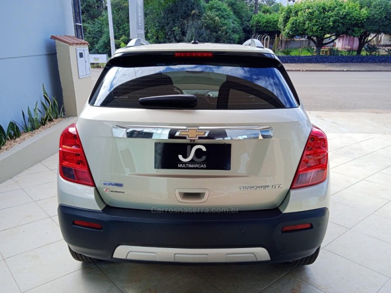 TRACKER 1.8 MPFI LTZ 4X2 16V FLEX 4P AUTOMÁTICO - 2015 - CAMPINAS DO SUL
