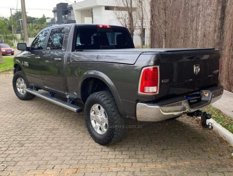 RAM 6.7 2500 LARAMIE 4X4 CD I6 TURBO DIESEL 4P AUTOMÁTICO - 2017 - MONTENEGRO