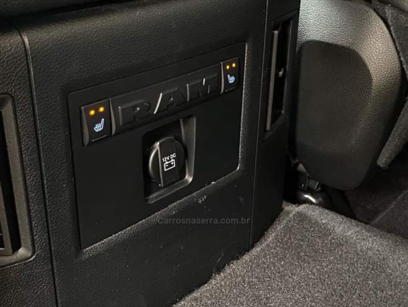 RAM 6.7 2500 LARAMIE 4X4 CD I6 TURBO DIESEL 4P AUTOMÁTICO - 2017 - MONTENEGRO