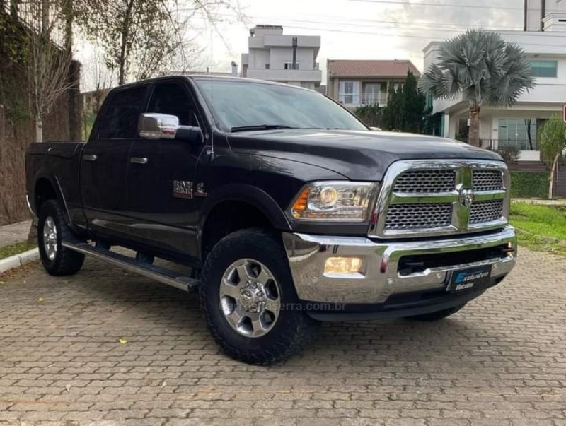 RAM 6.7 2500 LARAMIE 4X4 CD I6 TURBO DIESEL 4P AUTOMÁTICO - 2017 - MONTENEGRO