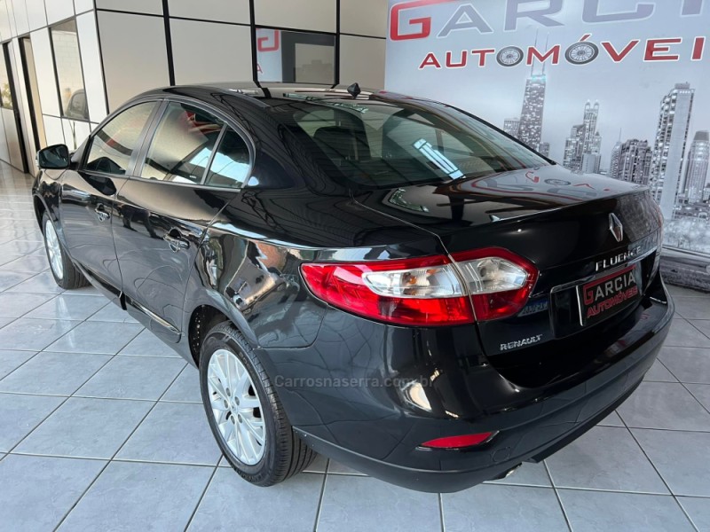 FLUENCE 2.0 DYNAMIQUE 16V FLEX 4P MANUAL - 2016 - IGREJINHA