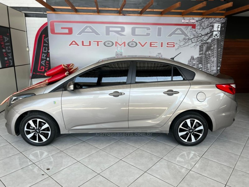 HB20S 1.0 COMFORT PLUS 12V FLEX 4P MANUAL - 2018 - IGREJINHA