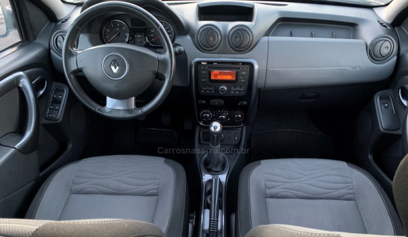 DUSTER 1.6 DYNAMIQUE 4X2 16V FLEX 4P MANUAL - 2013 - CAXIAS DO SUL