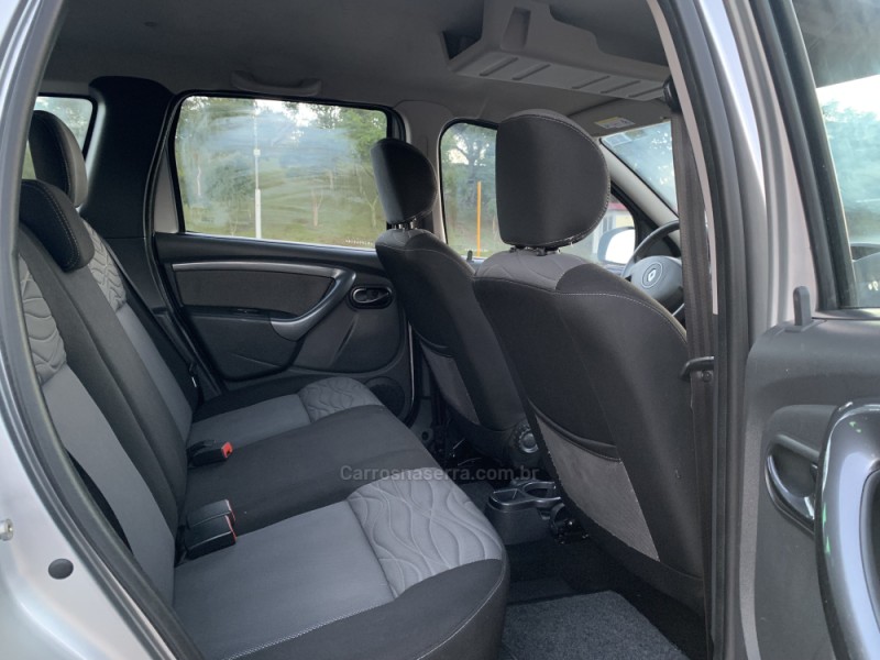 DUSTER 1.6 DYNAMIQUE 4X2 16V FLEX 4P MANUAL - 2013 - CAXIAS DO SUL